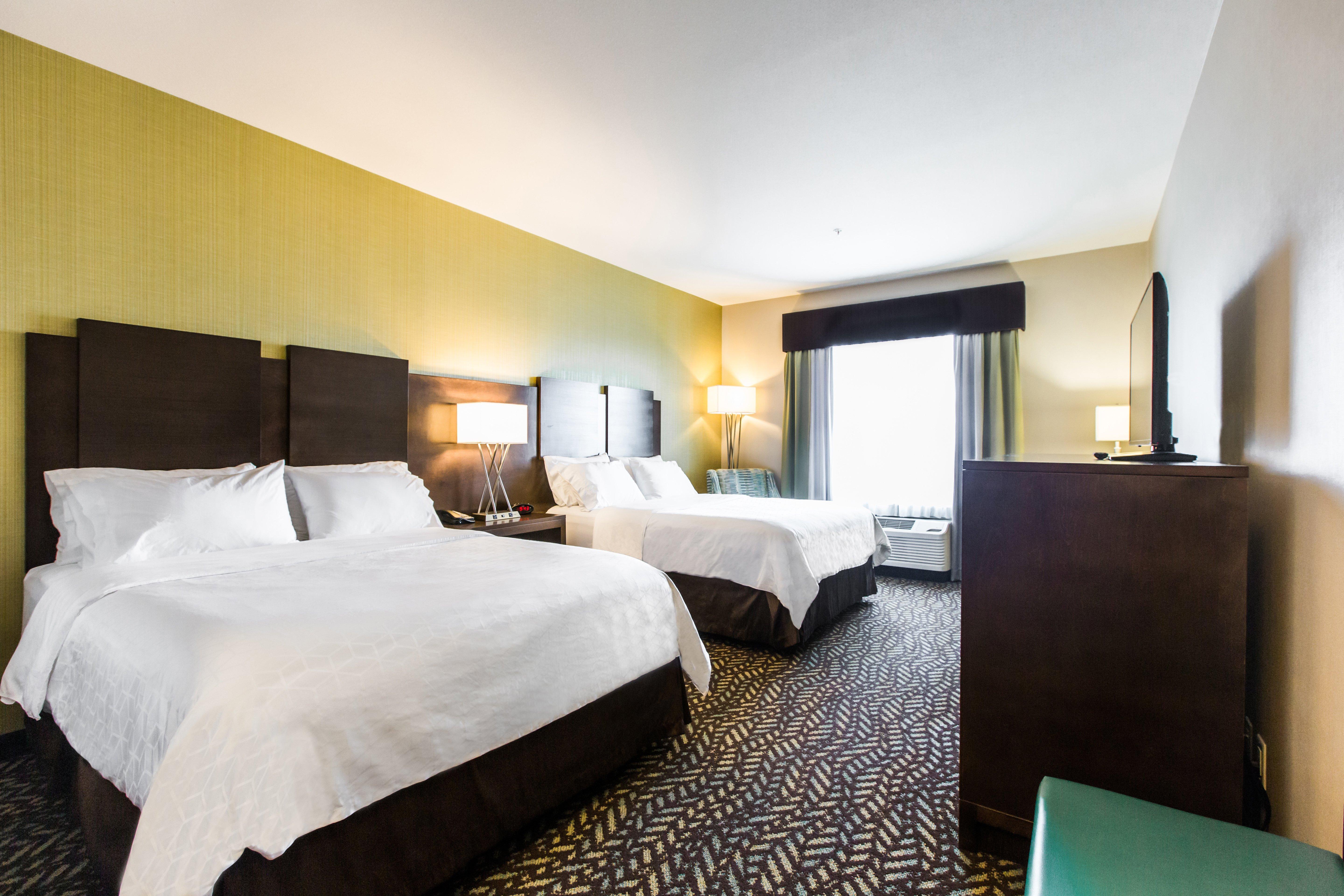 Holiday Inn Express & Suites Spruce Grove - Stony Plain By Ihg Exterior photo