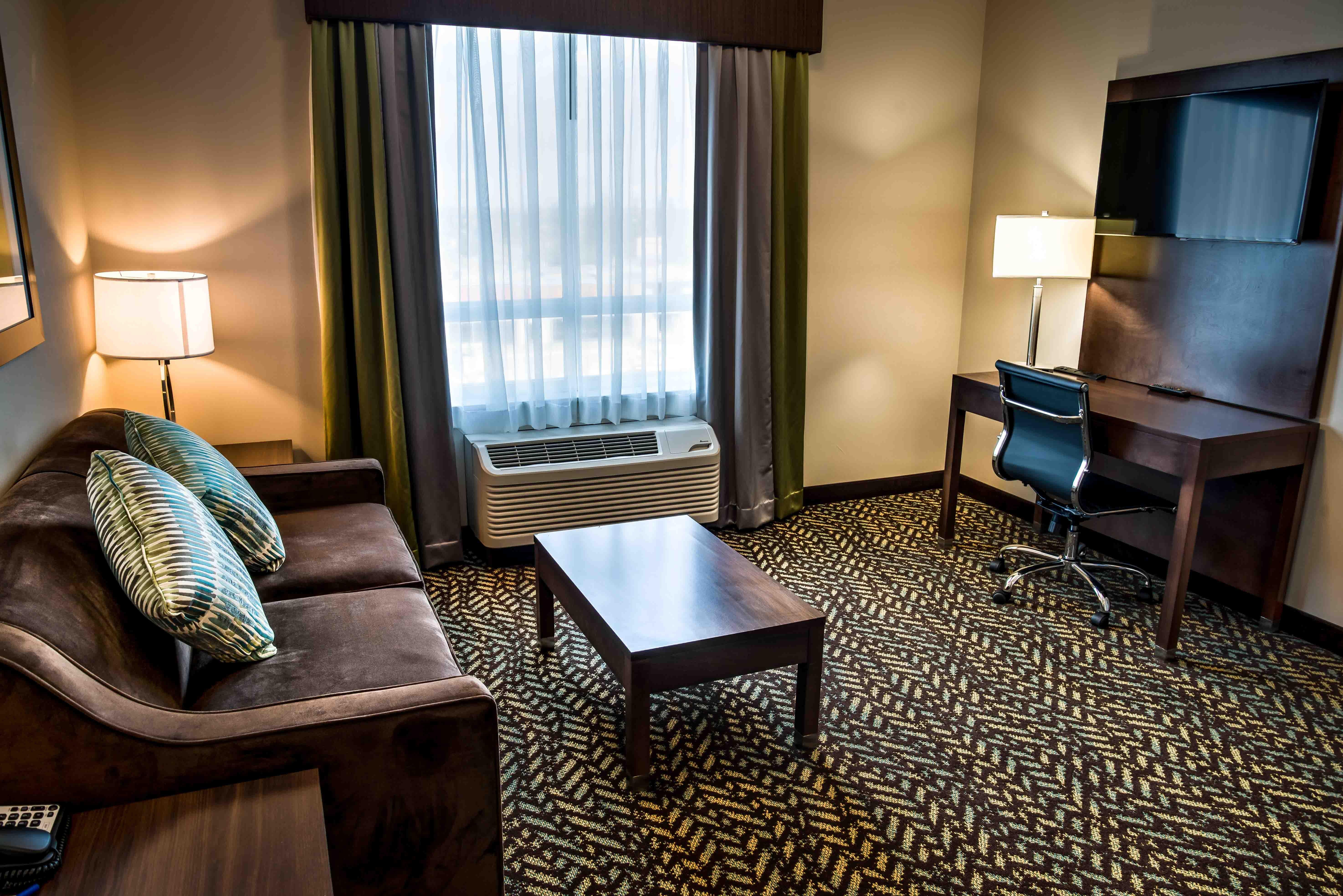 Holiday Inn Express & Suites Spruce Grove - Stony Plain By Ihg Exterior photo