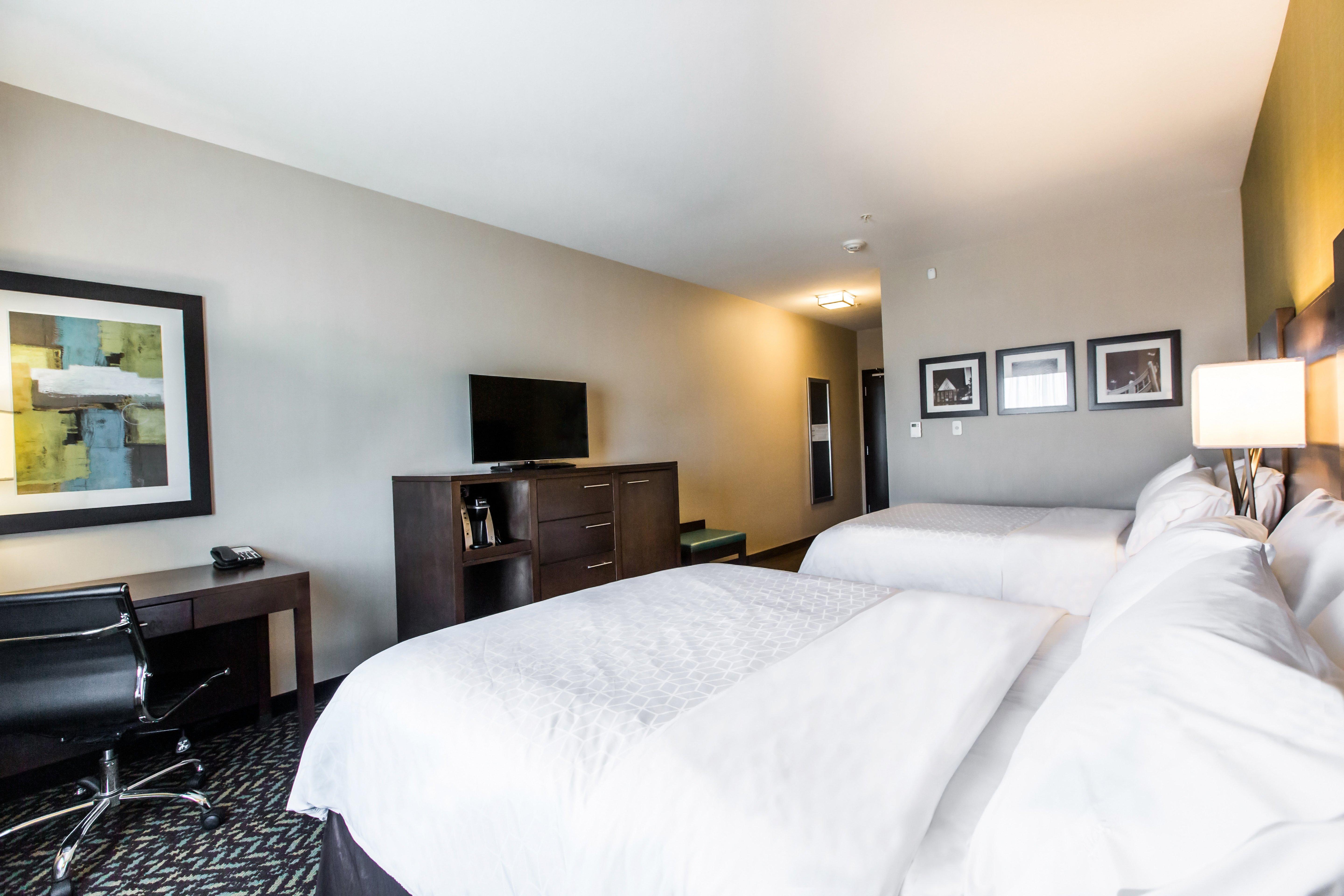 Holiday Inn Express & Suites Spruce Grove - Stony Plain By Ihg Exterior photo